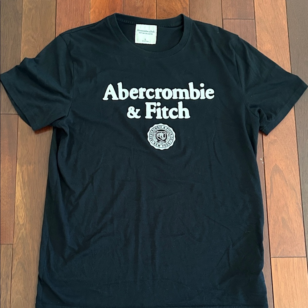 Abercrombie & Fitch Navy Graphic Tee